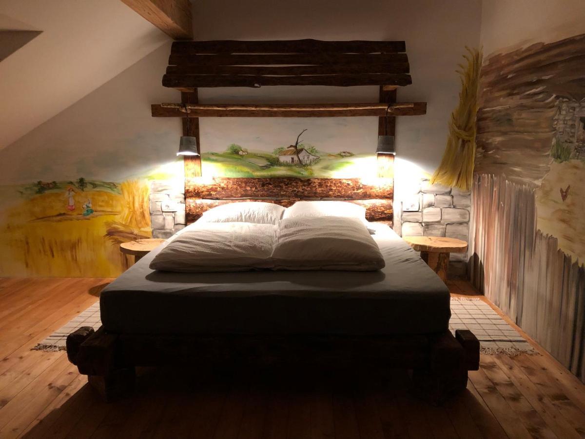 Vamis Hotel Gornji Petrovci Bilik gambar