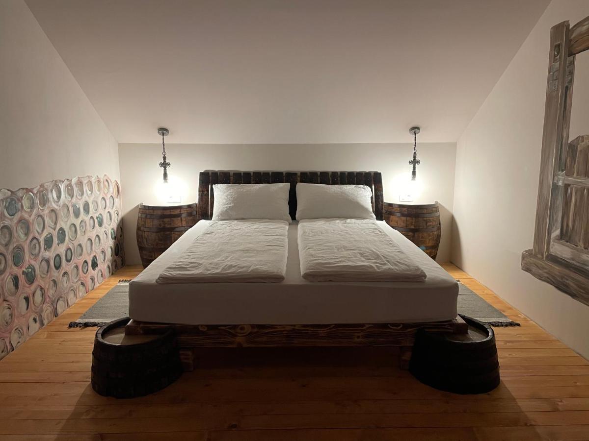Vamis Hotel Gornji Petrovci Luaran gambar