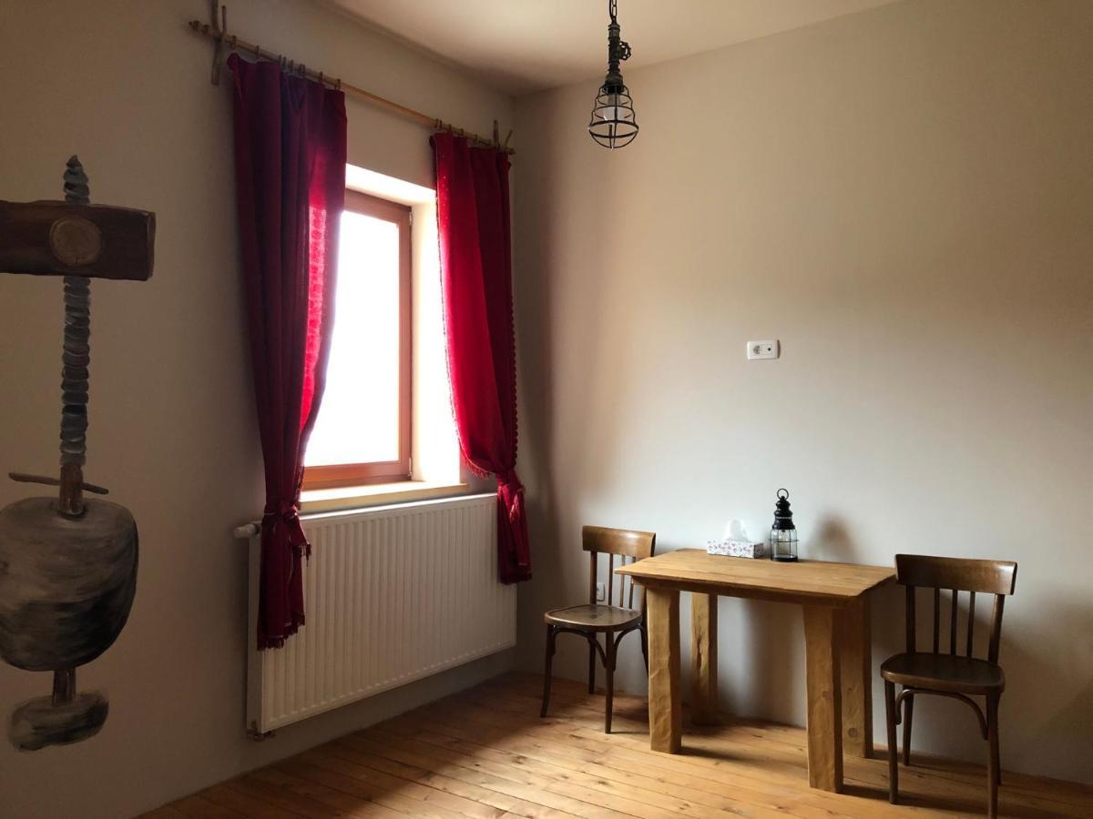 Vamis Hotel Gornji Petrovci Bilik gambar