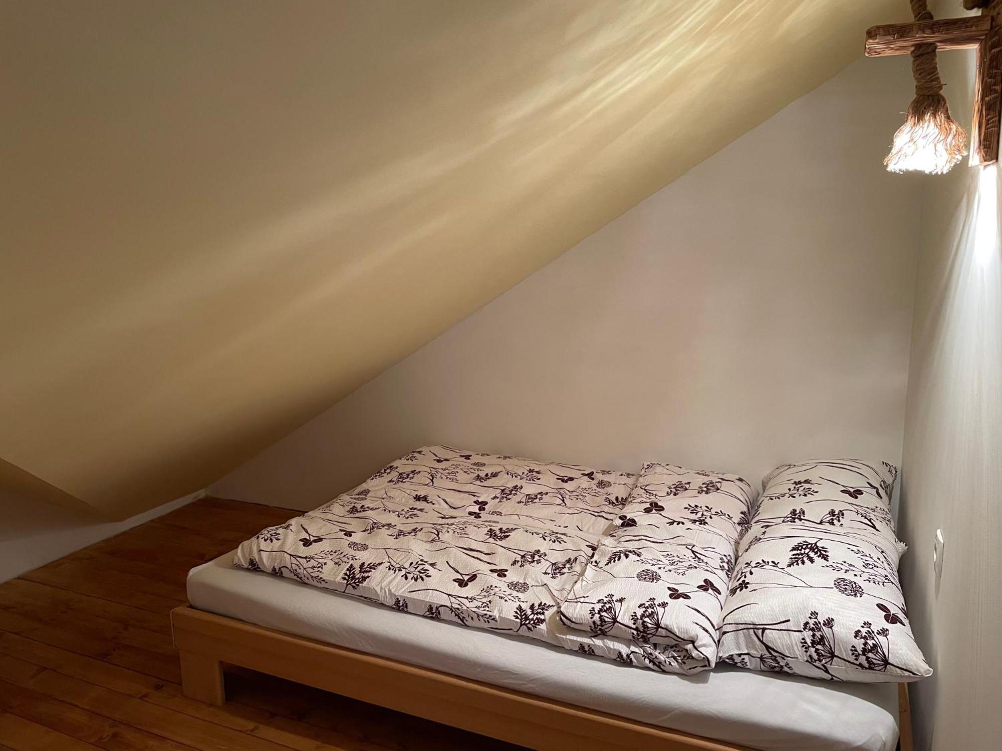 Vamis Hotel Gornji Petrovci Bilik gambar