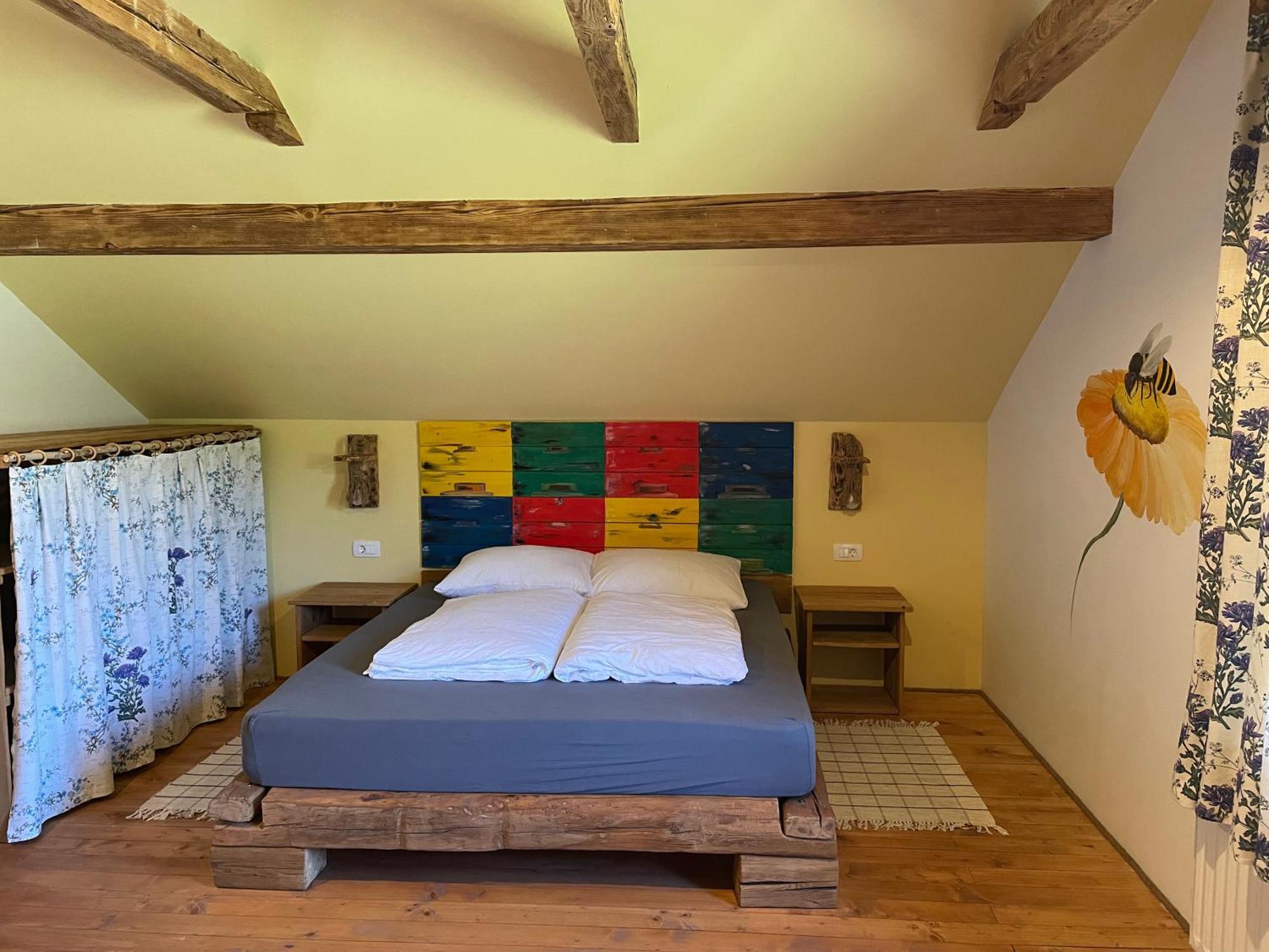 Vamis Hotel Gornji Petrovci Bilik gambar
